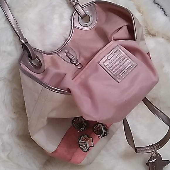 Coach Bag - Picture 4 of 4